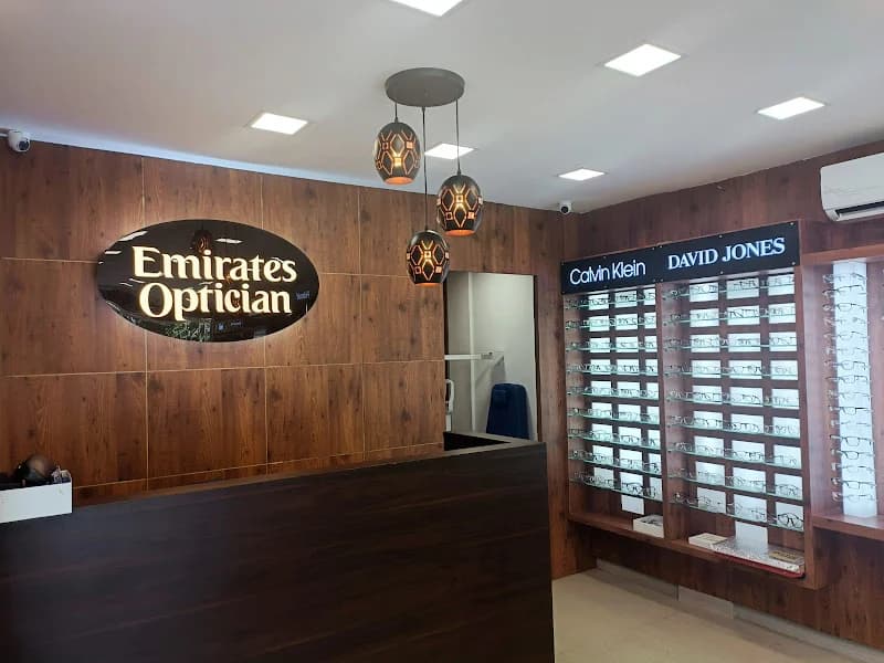 Emirates Optician, Pandalam